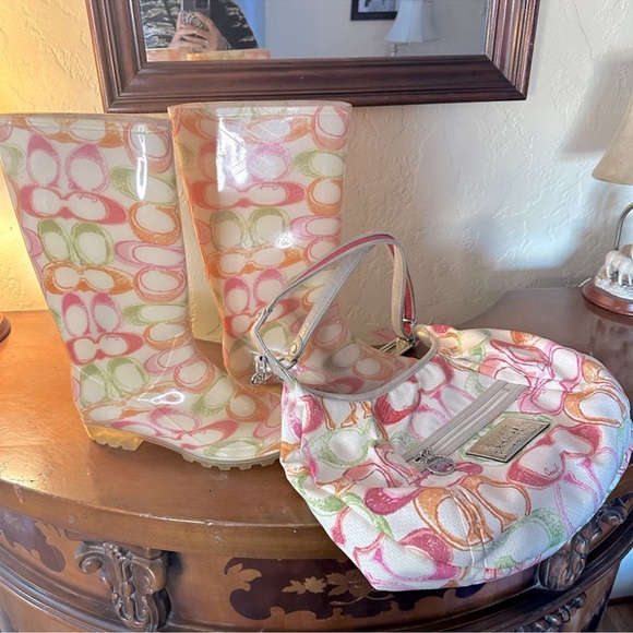 - Coach poppy purse - Picture 8 of 8